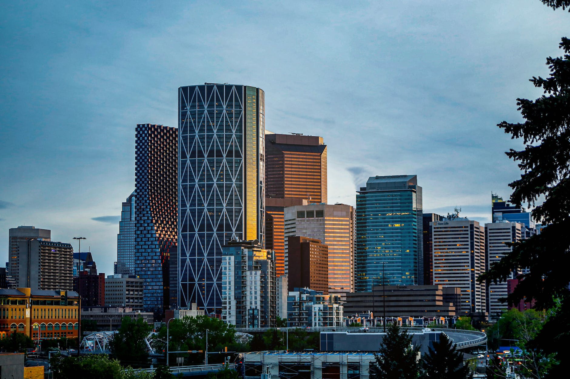 high rise buildings in calgary canada